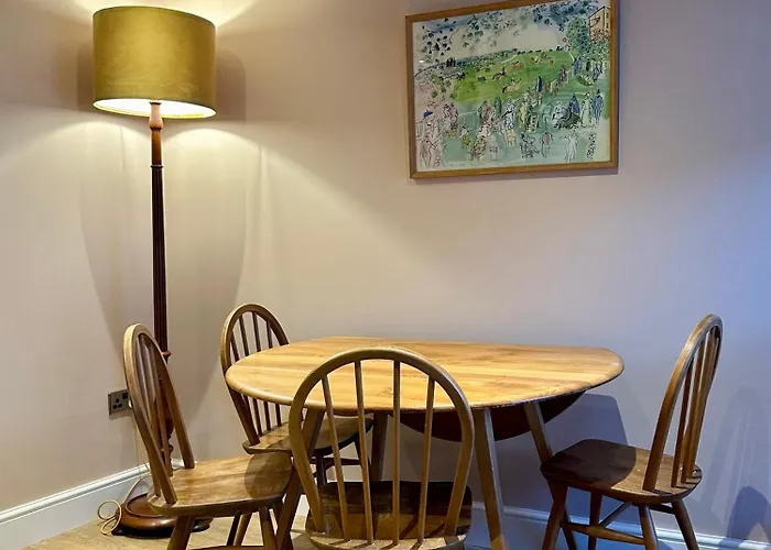 Piedaterrelakedistrict Apartment *